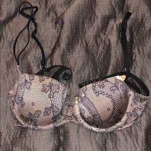 Victoria’s Secret balconet Bra
